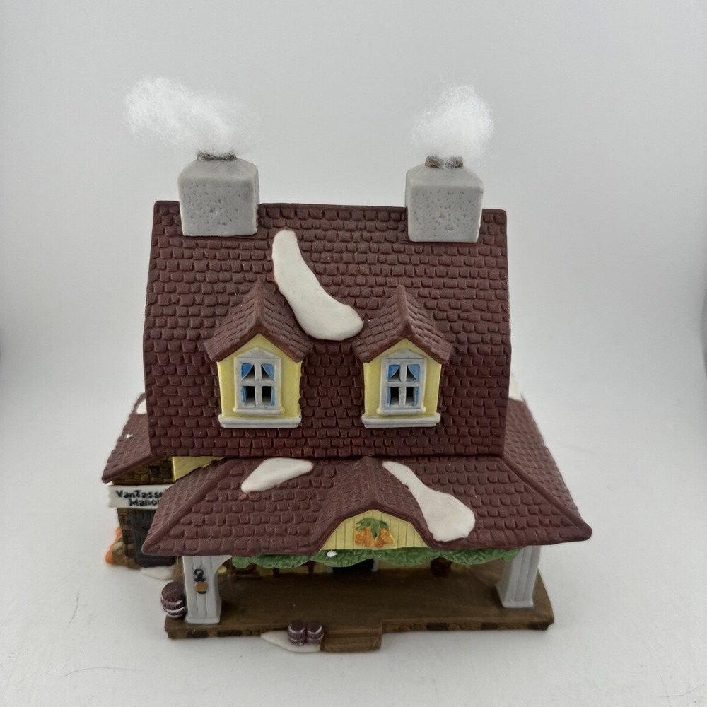 Dept 56 New England Village Sleepy Hollow Van Tassel Manor 5954-4 w/ Box & Light